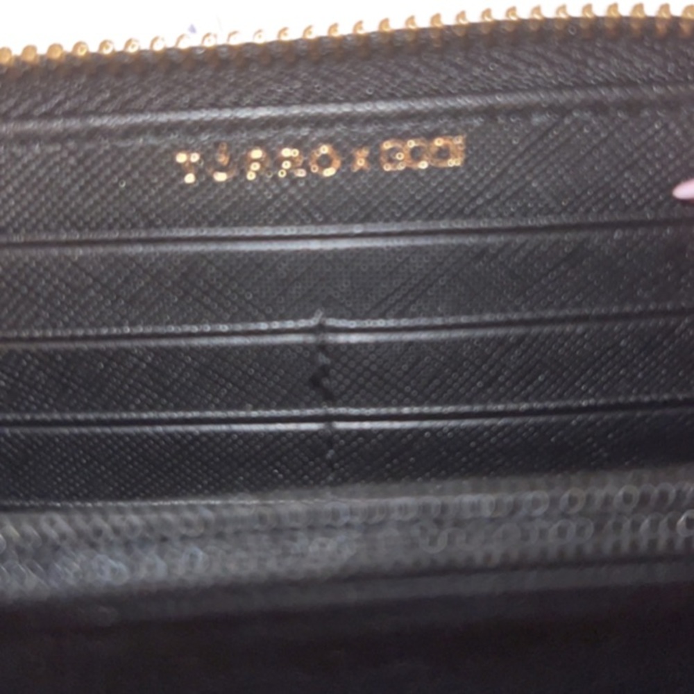 Rechargable wallet - Picture 4 of 10